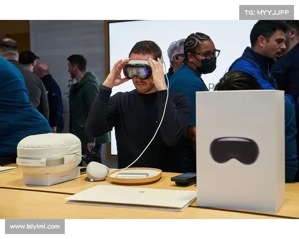苹果Vision Pro国行正式发售:门店体验火爆,预约排队一周后才能体验(apple vision) 苹果Vision Pro国行正式发售:门店体验火爆,预约排队一周后才能体验(apple vision)